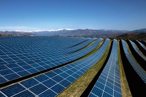 Hiện có gần 150 dự án điện mặt trời tập trung đang hoạt động trên hệ thống điện quốc gia.