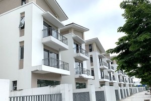 Chi tiền tỷ mua nhà cho thuê: Bỏ tiền chẵn, nhặt tiền lẻ 