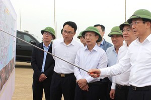 Đoàn công tác Văn phòng Chính phủ làm việc với Nam Định về tình hình phát triển kinh tế - xã hội