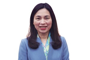 Bà Trần Thị Huệ, Phó giám đốc Kho bạc Nhà nước.