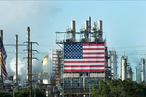 Cơ sở lọc dầu Wilmington của Mỹ ở Los Angeles, California. (Ảnh: AFP/TTXVN)