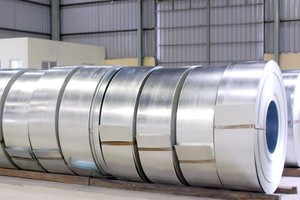 Việt Nam vừa áp thuế chống bán phá giá tạm thời thép mạ xuất xứ từ Trung Quốc và Hàn Quốc.