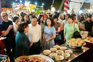 Người dân và du khách nô nức trải nghiệm Festival Phở 2025