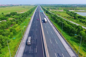 Lập Tổ công tác kiểm tra việc lựa chọn nhà thầu xây dựng đường cao tốc đoạn qua tỉnh Bình Phước 
