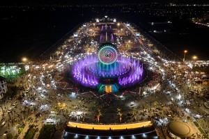 Trục đại lộ lễ hội đã hiện hữu là điểm nhấn trong hệ tiện ích tại Sun Urban City (Ảnh: Ánh Dương)