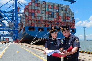 Cán cân thương mại tháng 5 thặng dư 551 triệu USD, giảm 4,5% so với tháng trước.