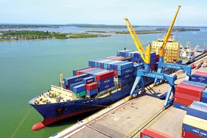 Cước vận tải biển tăng mạnh sau thông tin chiến sự tại Trung Đông, giúp doanh nghiệp trong ngành hưởng lợi