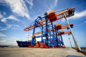 Xuất khẩu 6 tháng ước tăng 14,4%, xuất siêu đạt 7,63 tỷ USD