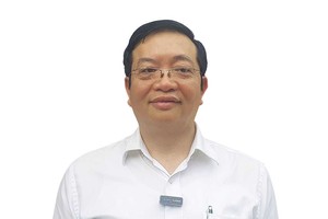 PGS-TS. Tạ Văn Lợi, Hiệu trưởng Trường đại học Kinh doanh (Đại học Kinh tế quốc dân) 