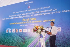 Bộ trưởng Bộ Tài chính Nguyễn Văn Thắng phát biểu chỉ đạo tại lễ khởi công Dự án.