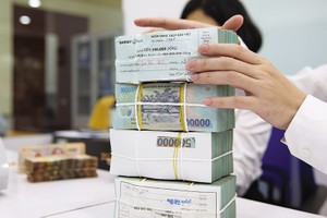 Khi cho vay, ngoài mục đích lợi nhuận, ngân hàng còn phải tính đến khả năng thu hồi vốn, khả năng trả nợ của khách hàng 