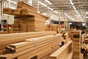 Nhóm hàng gỗ, thép và sản phẩm thép, vật liệu... bị cảnh báo có nguy cơ bị điều tra, áp dụng biện pháp phòng vệ thương mại .