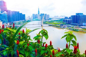 Năm 2025, GRDP Thành phố ước đạt 3 triệu tỷ đồng, tăng hơn 1,4 lần so với 2020, chiếm 23,1% GDP cả nước. Ảnh: Lê Toàn.