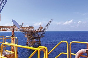 Thực tiễn qua 40 năm Đổi mới, kinh tế nhà nước đã từng bước phát huy được vai trò chủ đạo. Ảnh: Phong Sơn 