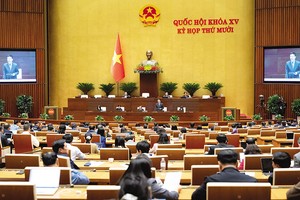 Phiên thảo luận Luật Chuyển giao công nghệ và Luật Công nghệ cao (sửa đổi) tại Hội trường 