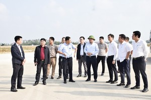 Lãnh đạo tỉnh Nghệ An kiểm tra tiến độ các dự án tại Sân bay Vinh trước ngày vận hành 19/12.