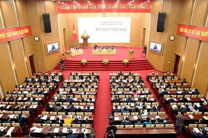 Quang cảnh cuộc họp.