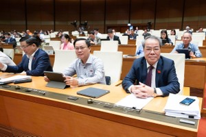 Chính sách và cuộc sống 