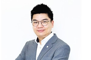 Ông Jung Hyo Chang, Giám đốc phụ trách Mảng Giao dịch ngoại hối và Phái sinh, Ngân hàng Shinhan Việt Nam. 