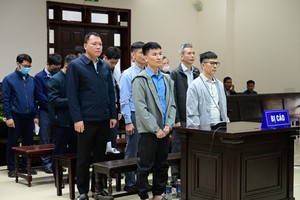 Ngoài các bị cáo bị đưa ra xét xử phúc thẩm, nhiều bị cáo khác được giảm án trong vụ Tập đoàn Thuận An, dù không kháng cáo hoặc đã rút kháng cáo.