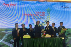 Nhựa Rạng Đông – Sojitz Planet ký kết cổ đông chiến lược