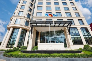 DXG phát hành khủng và ESOP 0 đồng: Cổ phiếu “lau sàn”, dấu hỏi về quản trị công ty 