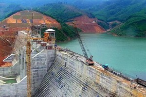 Toàn cảnh hồ chứa nước Đồng Mít đang hoàn thành, quý I/2022