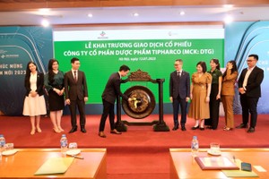 Tipharco (DTG) chuyển sàn từ UPCoM sang HNX, dự kiến đến năm 2027 đạt doanh thu 700 tỷ đồng