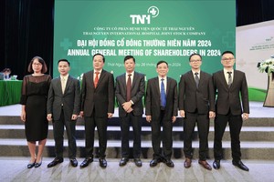 HĐQT TNH ra mắt cổ đông
