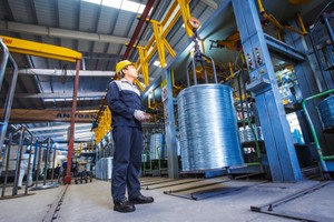 Sản xuất thép xây dựng giảm 37,2% trong tháng 11/2022