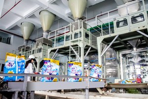 Đức Giang (DGC) báo lãi tăng 9% trong nửa đầu năm, hơn 12.000 tỷ đồng đang nằm trong ngân hàng