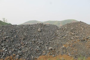 Khoáng sản Dương Hiếu (DHM) ưu tiên làm đường hơn khai khoáng