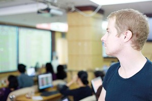 Doanh nghiệp vẫn hướng tới mở “room”