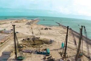 Máy móc, thiết bị của FCN thi công tại công trường Nhà máy Nhiệt điện Vĩnh Tân 4 (Bình Thuận)