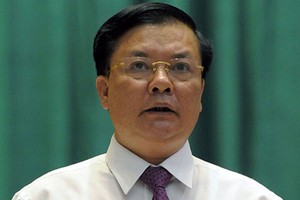 Bộ trưởng Bộ tài chính, ông Đinh Tiến Dũng