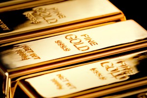 Bị chốt lời, vàng thoái gần 20 giá