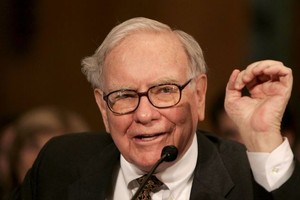 Với Warren Buffett, lợi nhuận là số 1, tổ quốc là thứ 2
