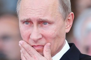 Putin vẫn “bất lực” nhìn tiền mất giá