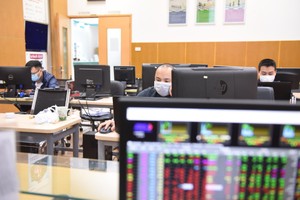 Xuất hiện các phiên bán mạnh, tương lai thị trường chứng khoán Việt Nam ra sao? 