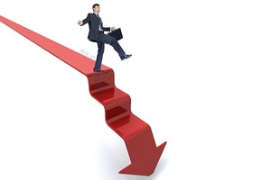 2 yếu tố cộng hưởng khiến thị trường mãi dò đáy