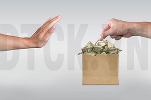 Bàn tròn chứng khoán: Đã đến lúc tham gia trở lại?