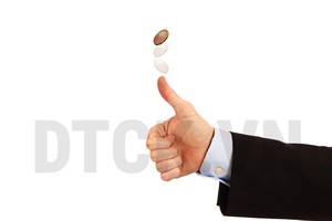 Nhà đầu tư nên tiếp tục điều chỉnh danh mục