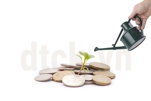 Tháng 7, bỏ vốn vào cổ phiếu ngành nào?