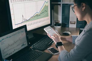 Góc nhìn giao dịch chứng khoán tuần mới: Cơ hội tăng giá cho nhiều nhóm cổ phiếu