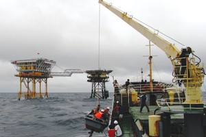 Tết giữa ngàn khơi sóng