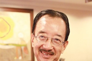 Năm mới nói chuyện kiếm tiền và xài tiền