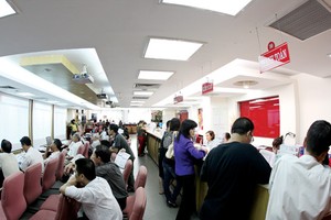 Chứng khoán tỉnh lẻ chờ thời