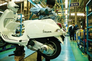 5 đại gia xe máy bán cả triệu xe, vẫn lo!