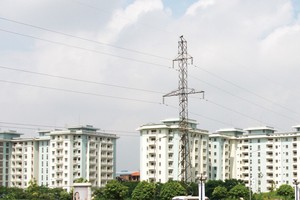 Chất lượng kém, thiếu người quản lý khiến các khu nhà tái định cư nhanh xuống cấp