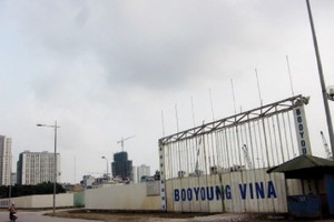 Dự án Booyoung sau 7 năm khởi công vẫn là một bãi đất hoang quây tôn